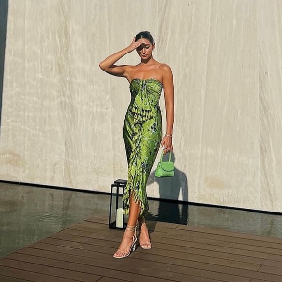 Green Fringe Cinq à Sept Wildflower Elise Silk Strapless Tassel Dress - Picture 2 of 3